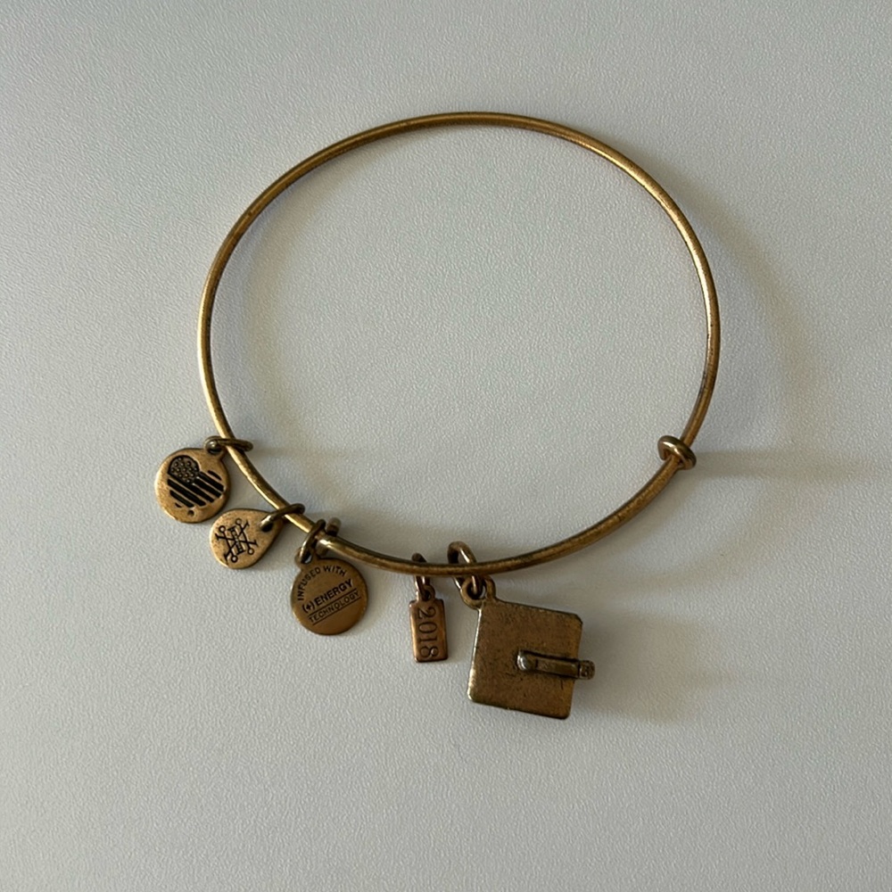 Alex & Ani Bracelet: 2018 Grad Cap